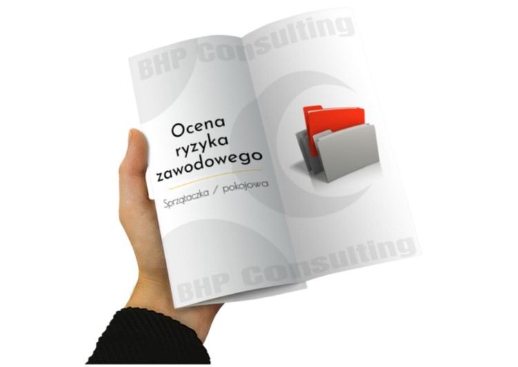 Sprzątaczka  pokojowa - Ocena ryzyka zawodowego.webp